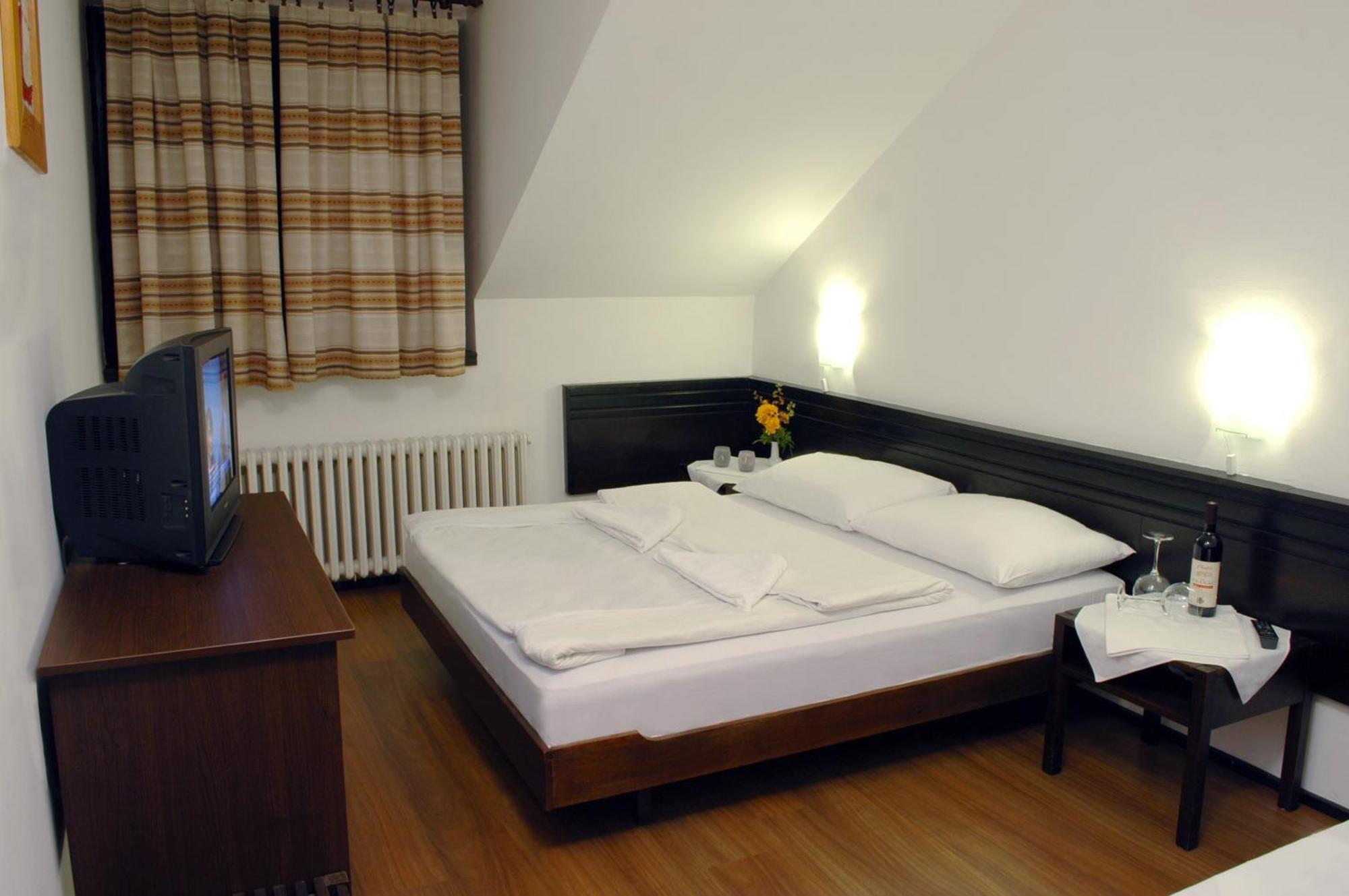 Hotel Komovi Andrijevica Exterior foto