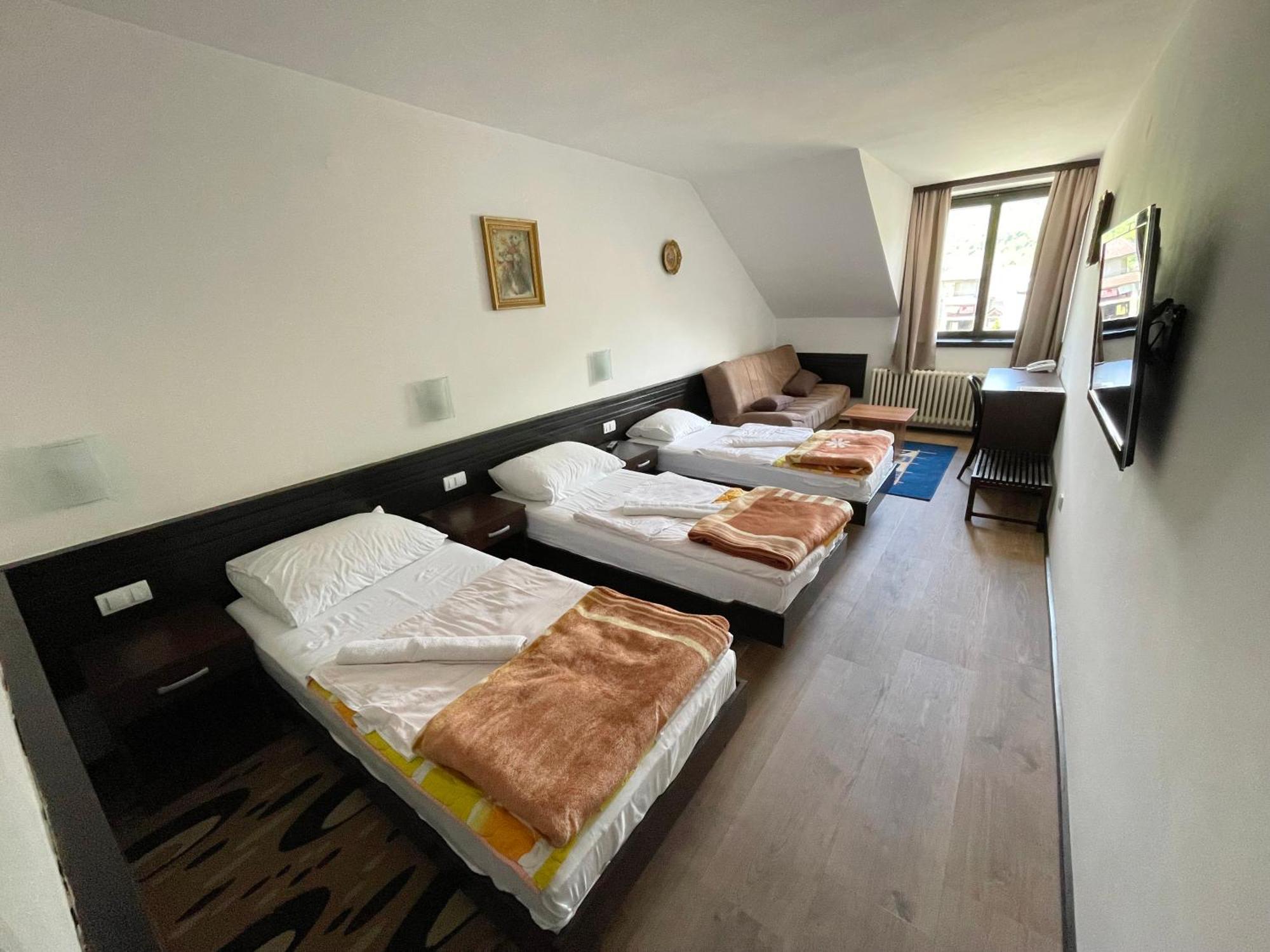 Hotel Komovi Andrijevica Zimmer foto